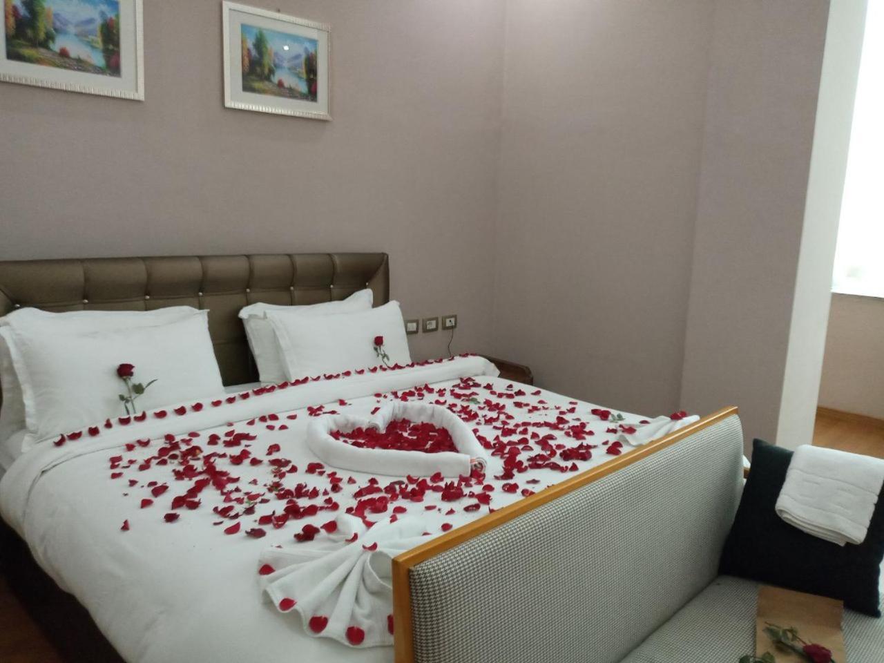 New Day Hotel Addis Ababa Dış mekan fotoğraf
